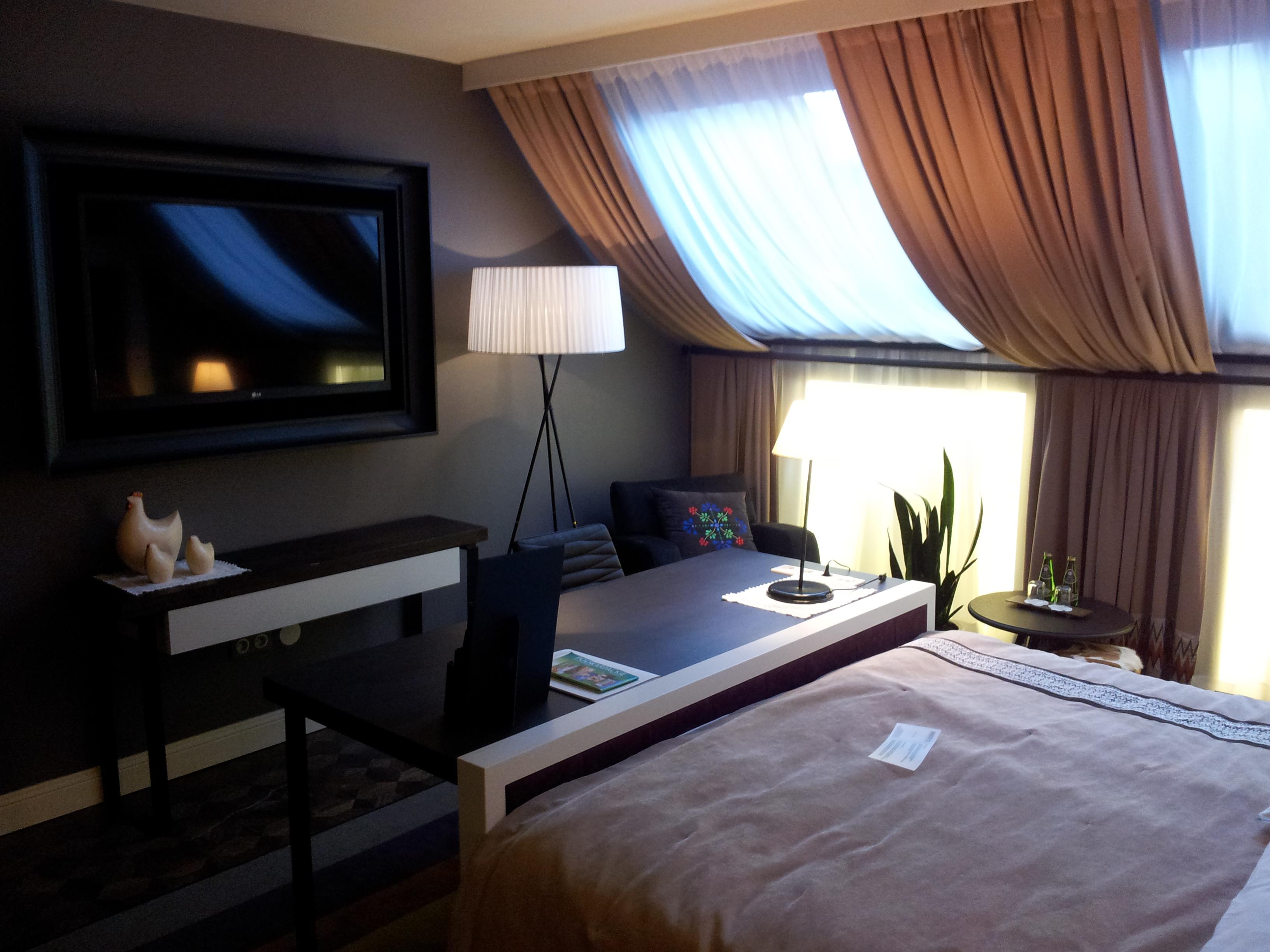 Hotel Bristol Tradition And Luxury Rzeszów Kültér fotó A room at the hotel