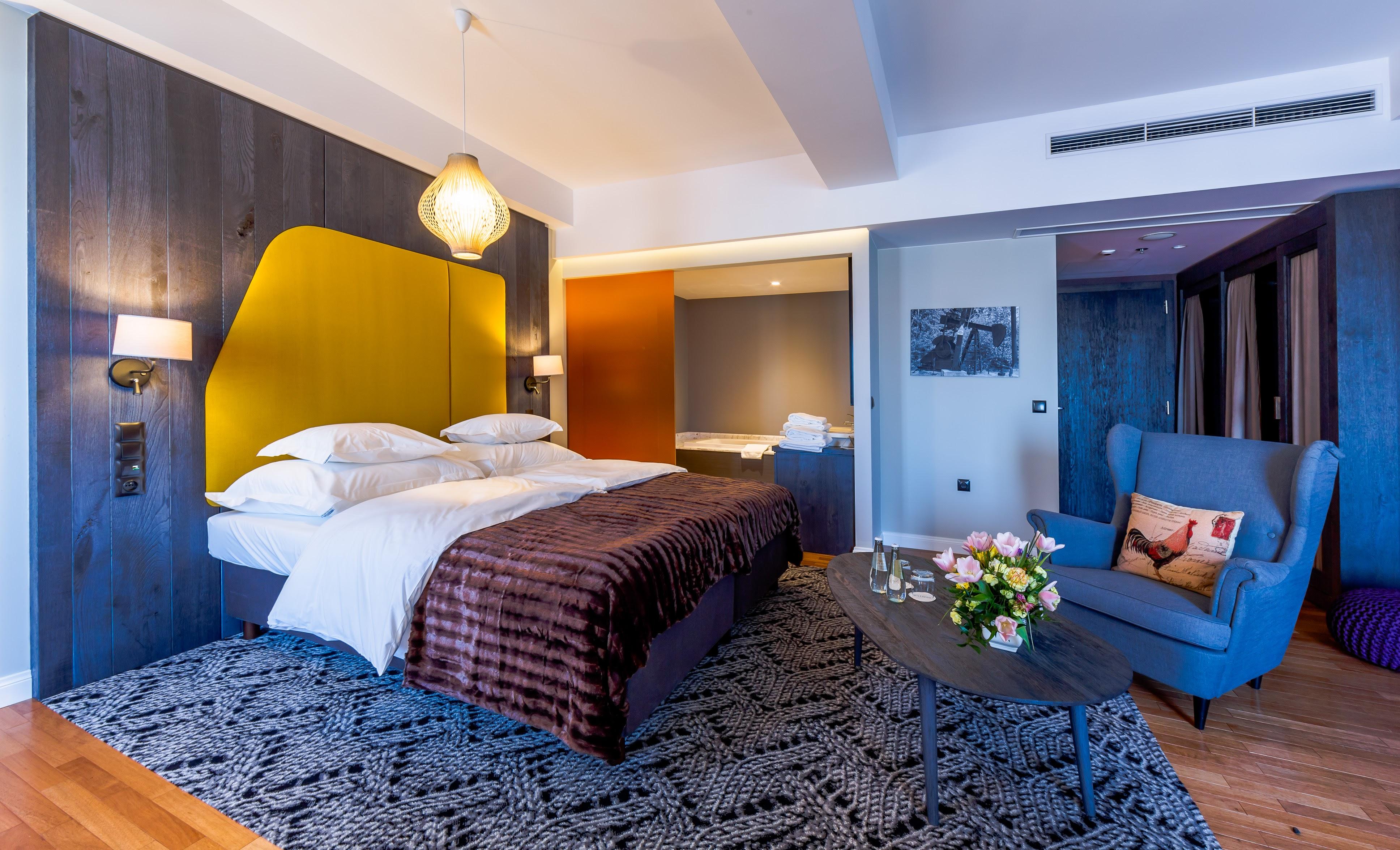 Hotel Bristol Tradition And Luxury Rzeszów Kültér fotó Suite