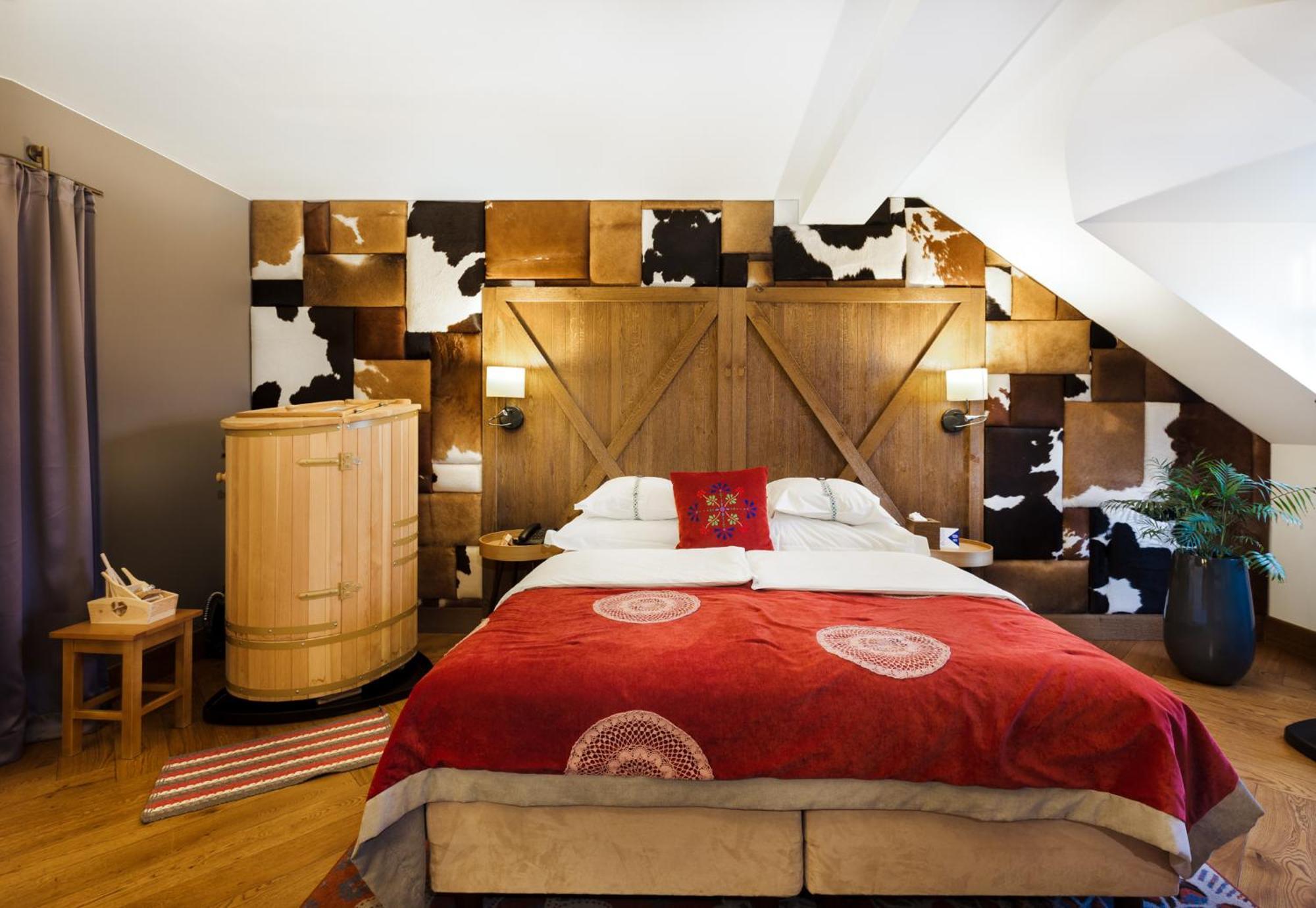 Hotel Bristol Tradition And Luxury Rzeszów Kültér fotó