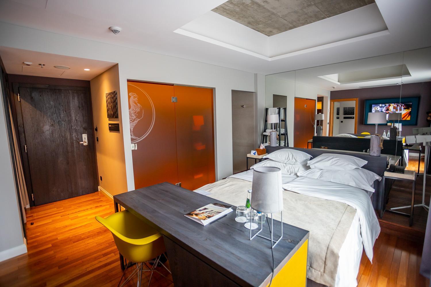 Hotel Bristol Tradition And Luxury Rzeszów Kültér fotó A room at the hotel