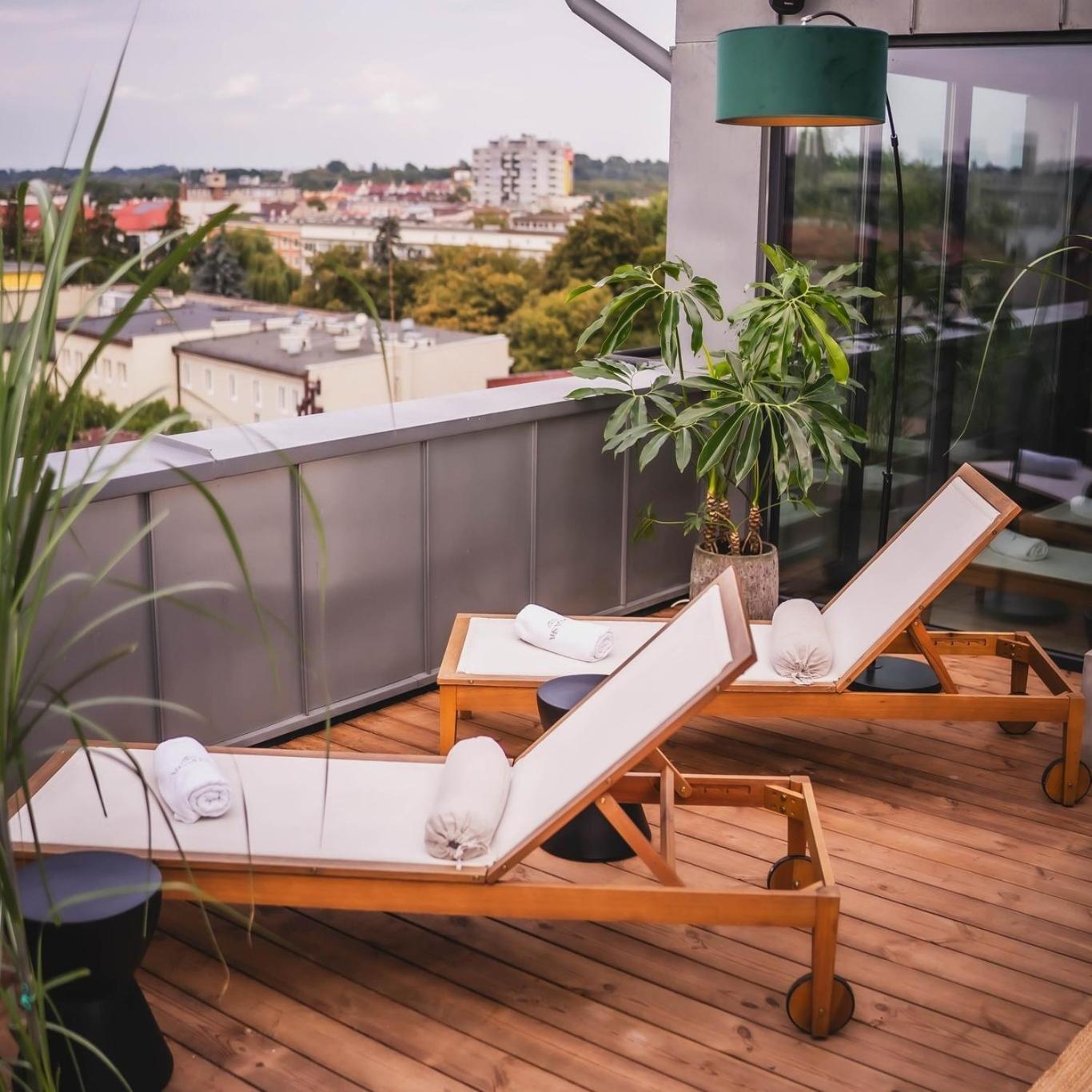 Hotel Bristol Tradition And Luxury Rzeszów Kültér fotó The rooftop terrace